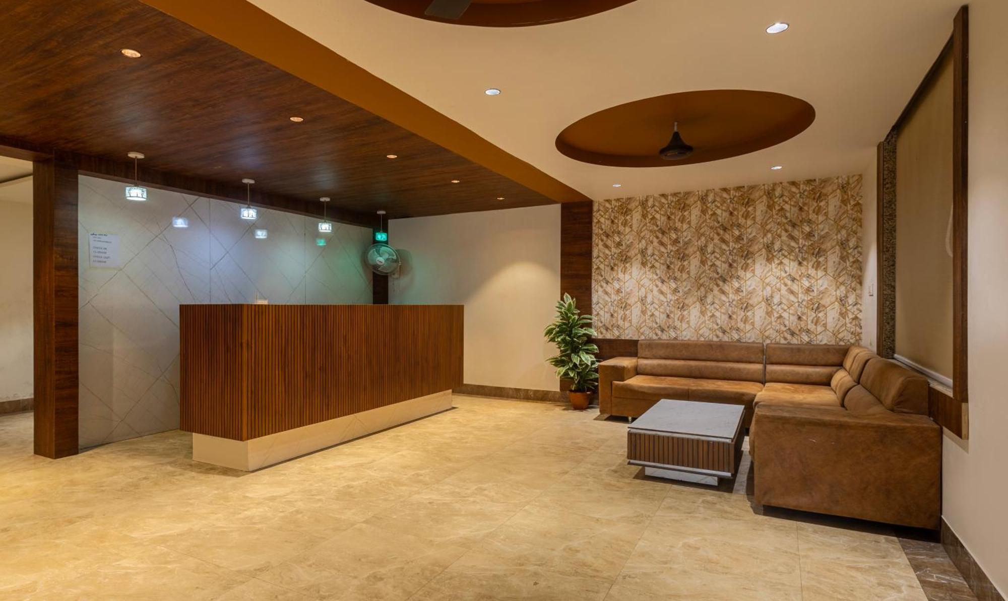 Treebo Eden Park, Ahmedabad Hotel Watuwa Buitenkant foto